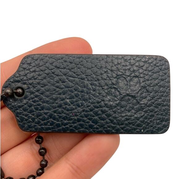 2" COACH Dog Paw Fob Bag Charm Hang tag Hangtag - Picture 2 of 2